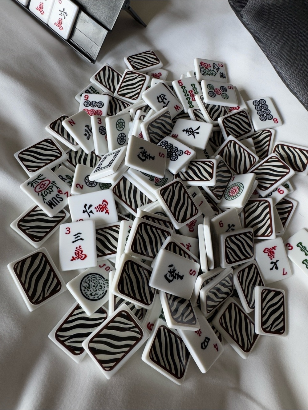 Travel American Mahjong Tiles Set - White